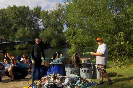 Boise River Volunteers 4